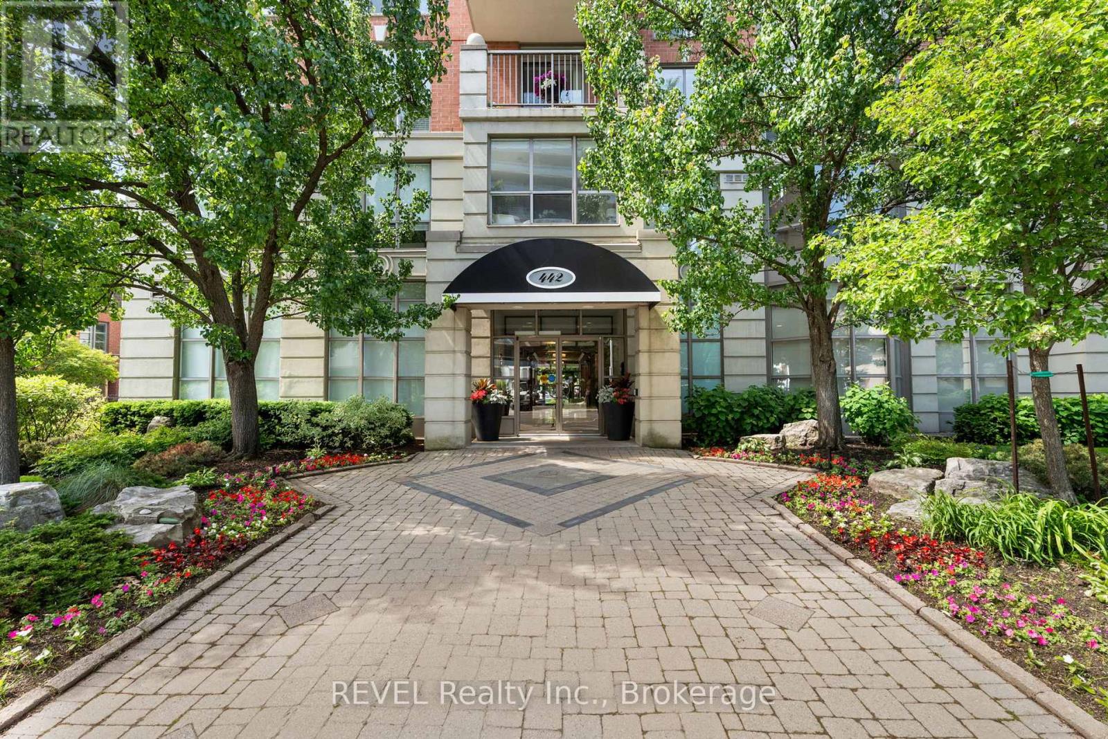 905 442 Maple Ave, Burlington, ON L7S 2L7