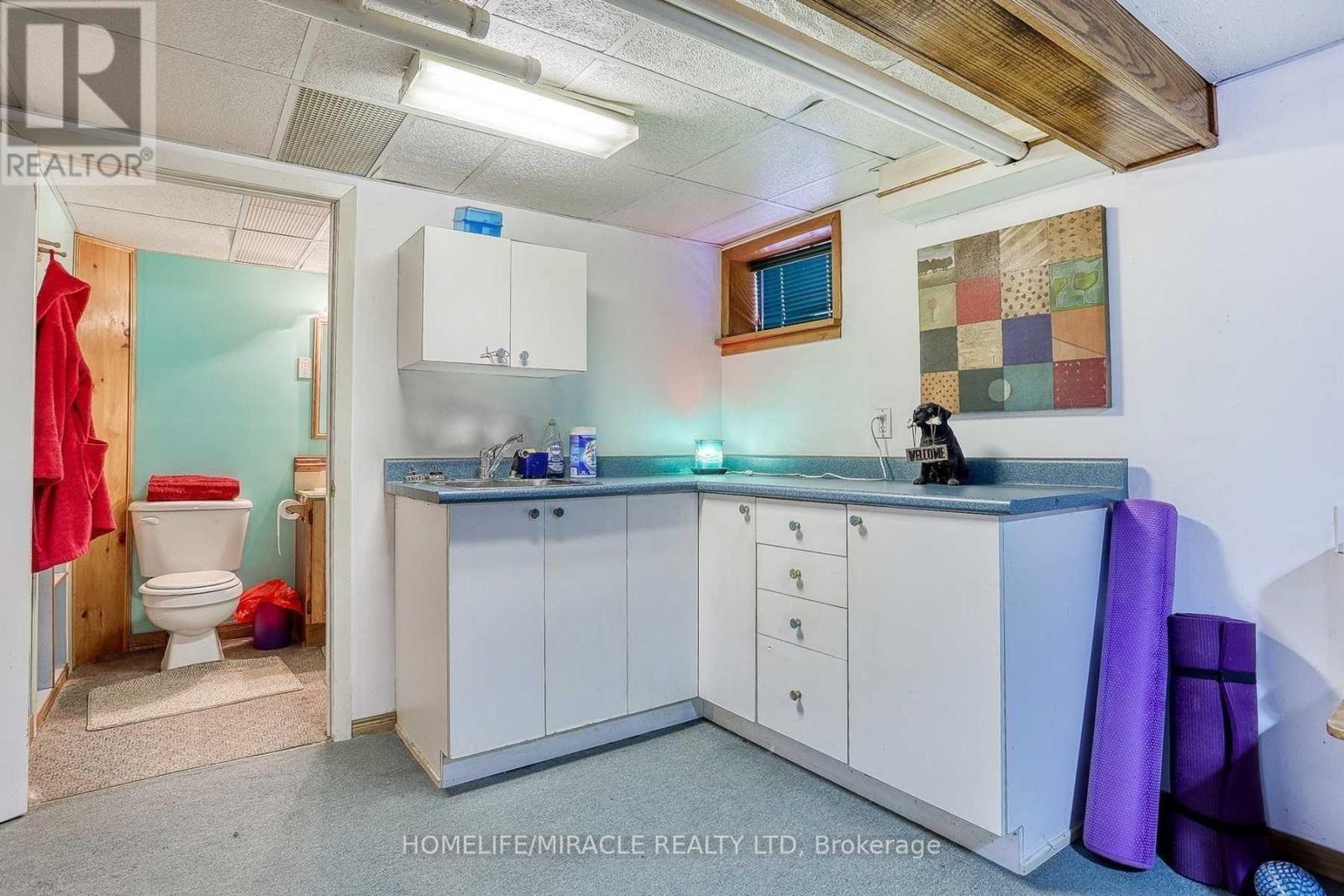50 Amiens Rd, Toronto, ON M1E 3S8
