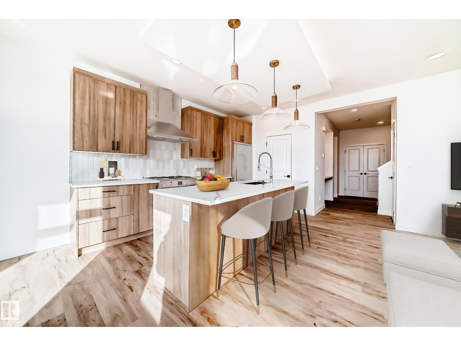 8211 Kiriak Lo SW, Edmonton, AB T6W 5S2
