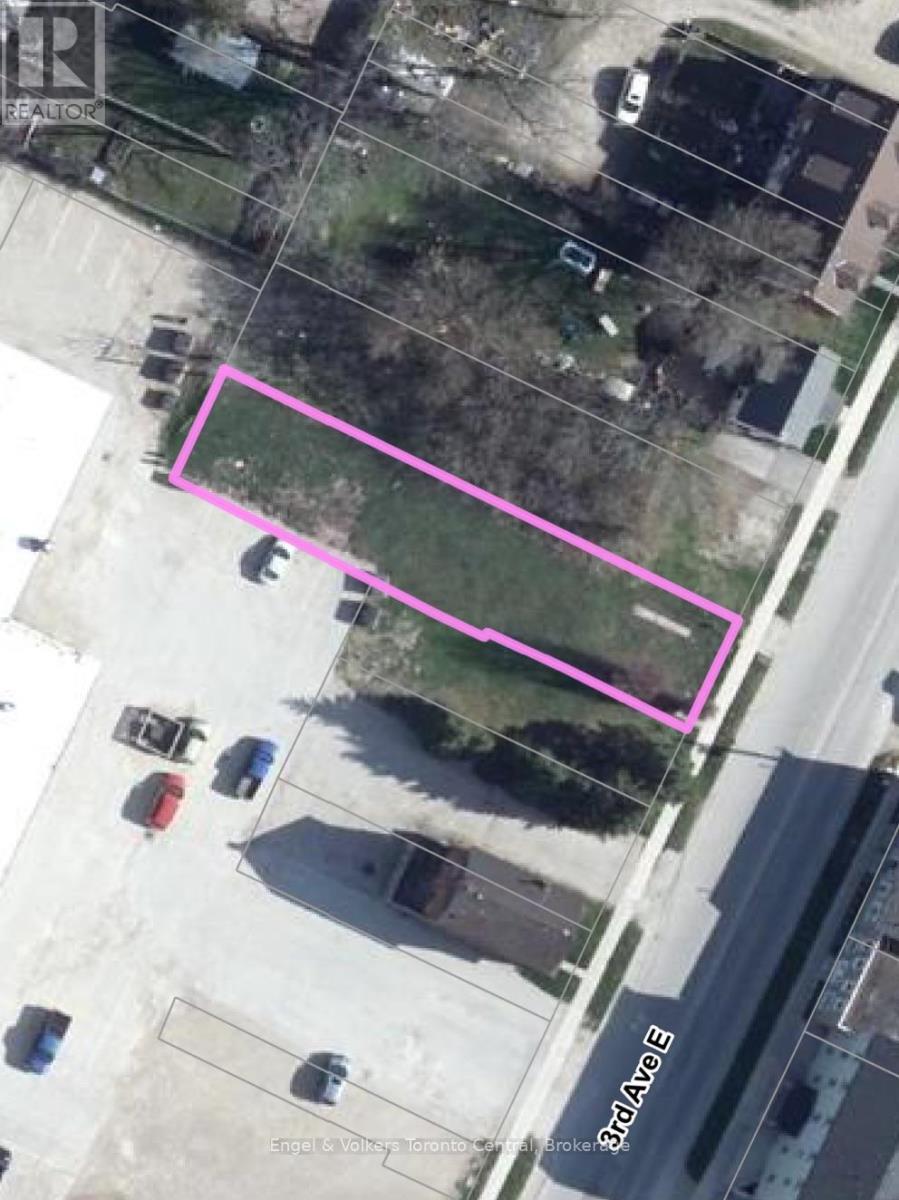 1140 3rd Avenue East, Owen Sound, ON N4K 2L3