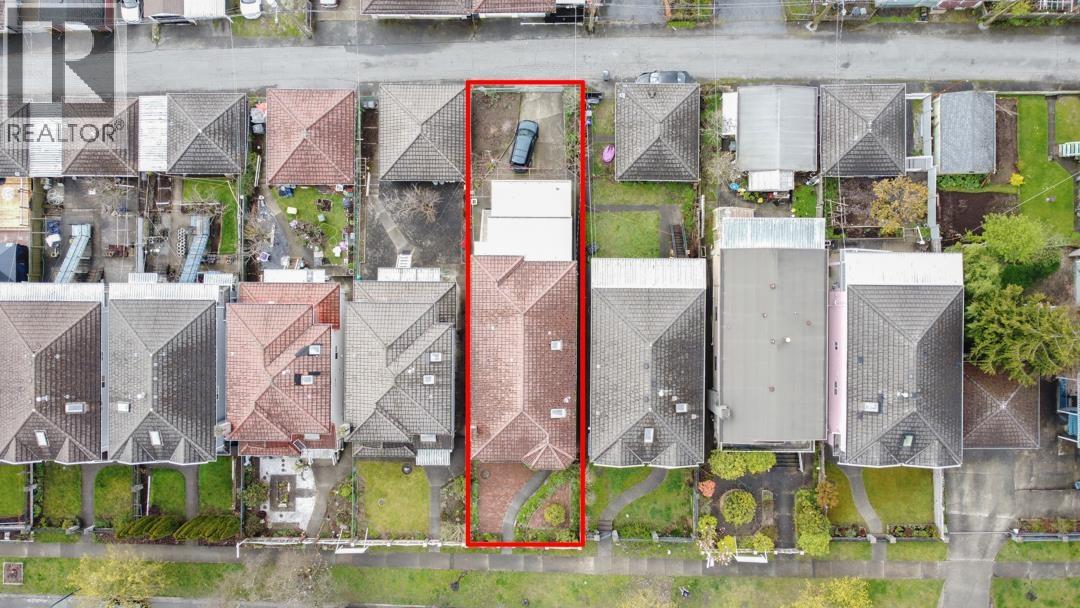 3240 Clive Ave, Vancouver, BC V5R 4V2