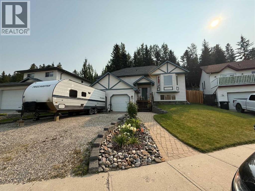 171 Sitar Cresent, Hinton, AB T7V 1S7