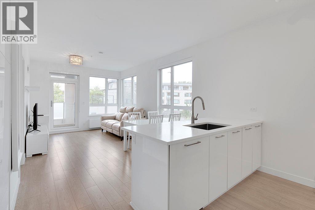 711 W 14th Street Unit 308, North Vancouver, BC V7M 3E8