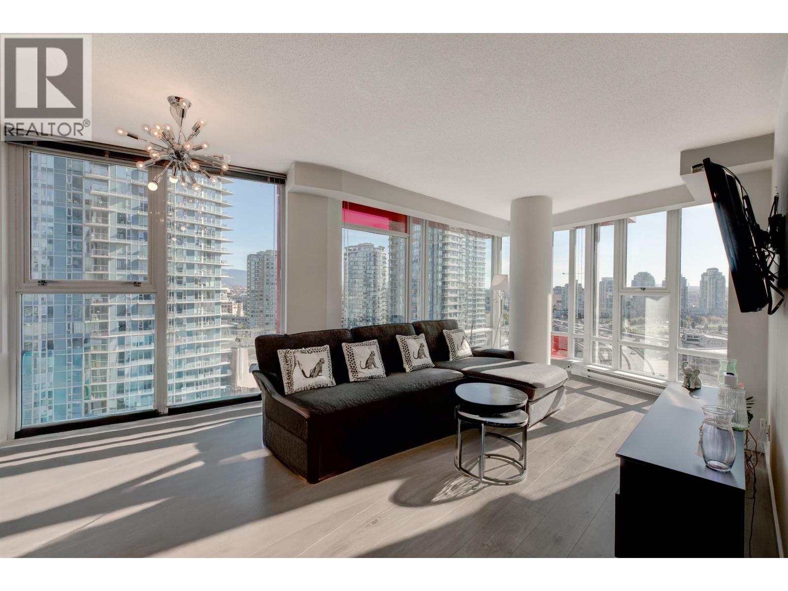 602 Citadel Parade Unit 1508, Vancouver, BC V6B 1X2