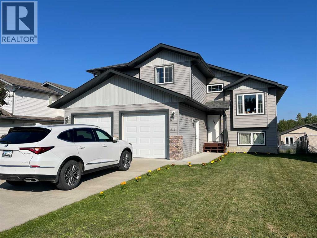 9 Street Unit 812, Fox Creek, AB T0H 1P0