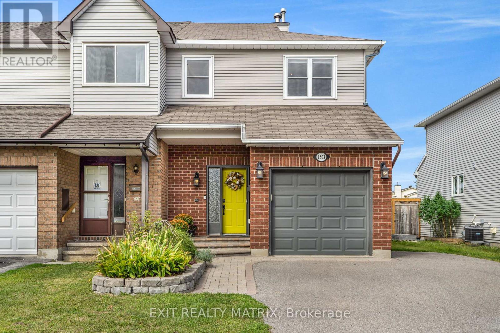 1503 Briarfield Cres, Ottawa, ON K4A 1W6