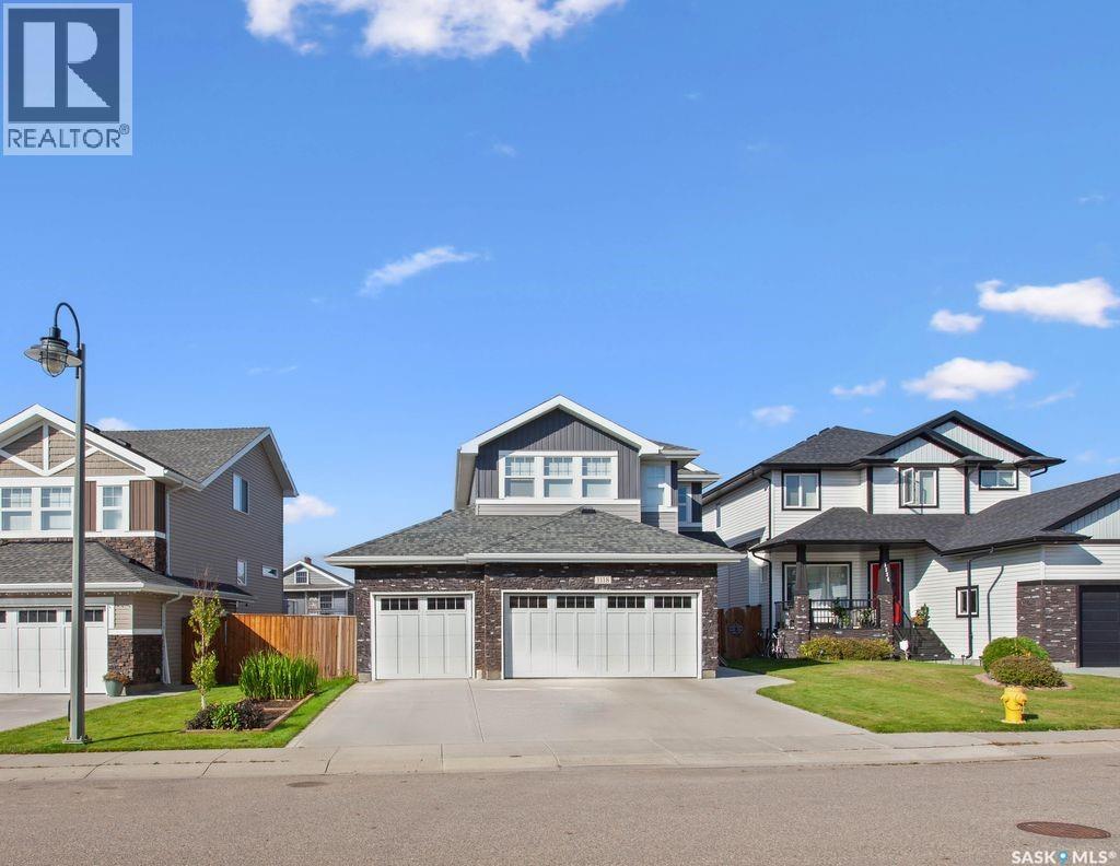 1118 Kolynchuk Link, Saskatoon, SK S7T 0V7