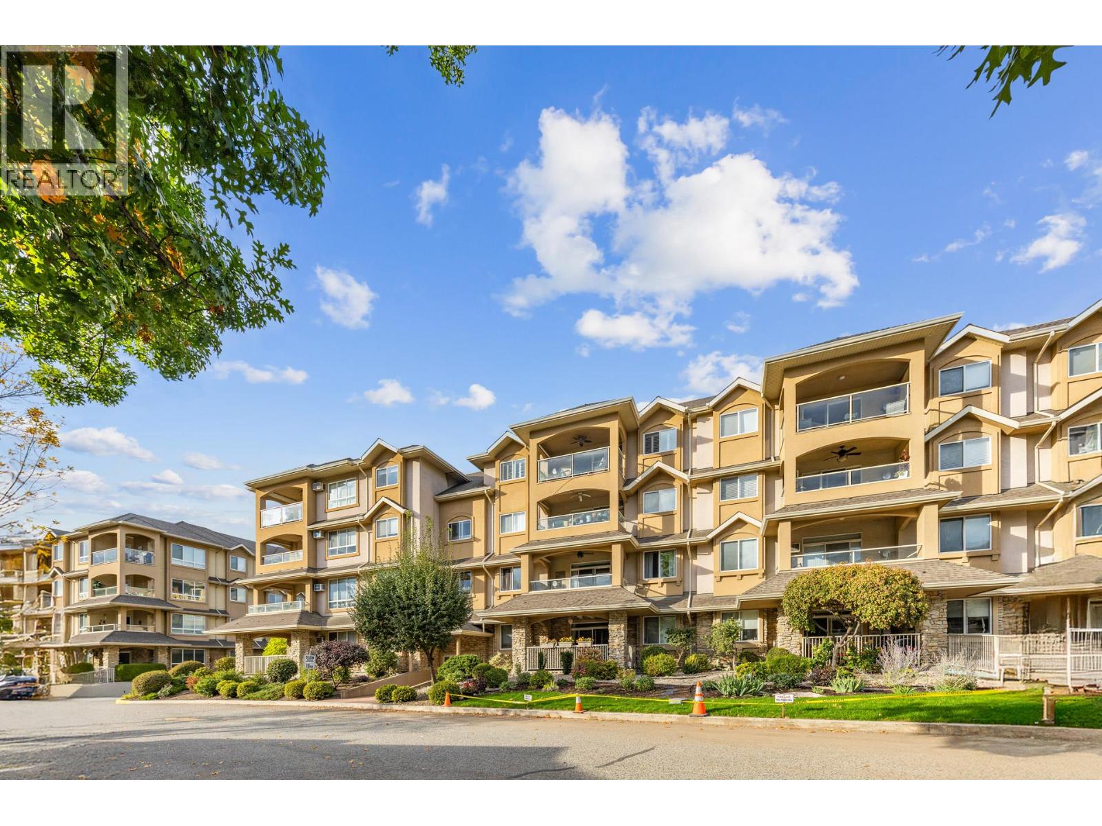 1964 Enterprise Way Unit 403, Kelowna, BC V1Y 9S5