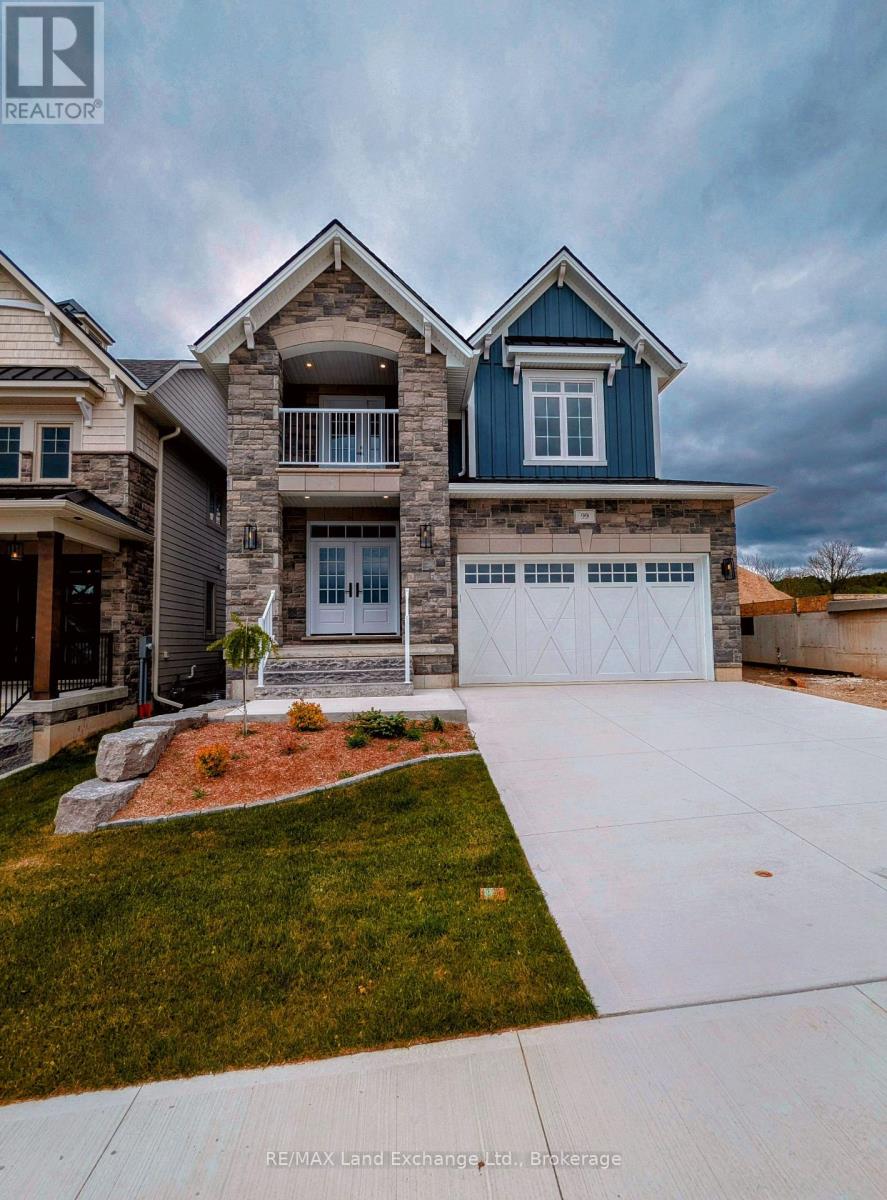 99 Inverness St N, Kincardine, ON N2Z 1J4