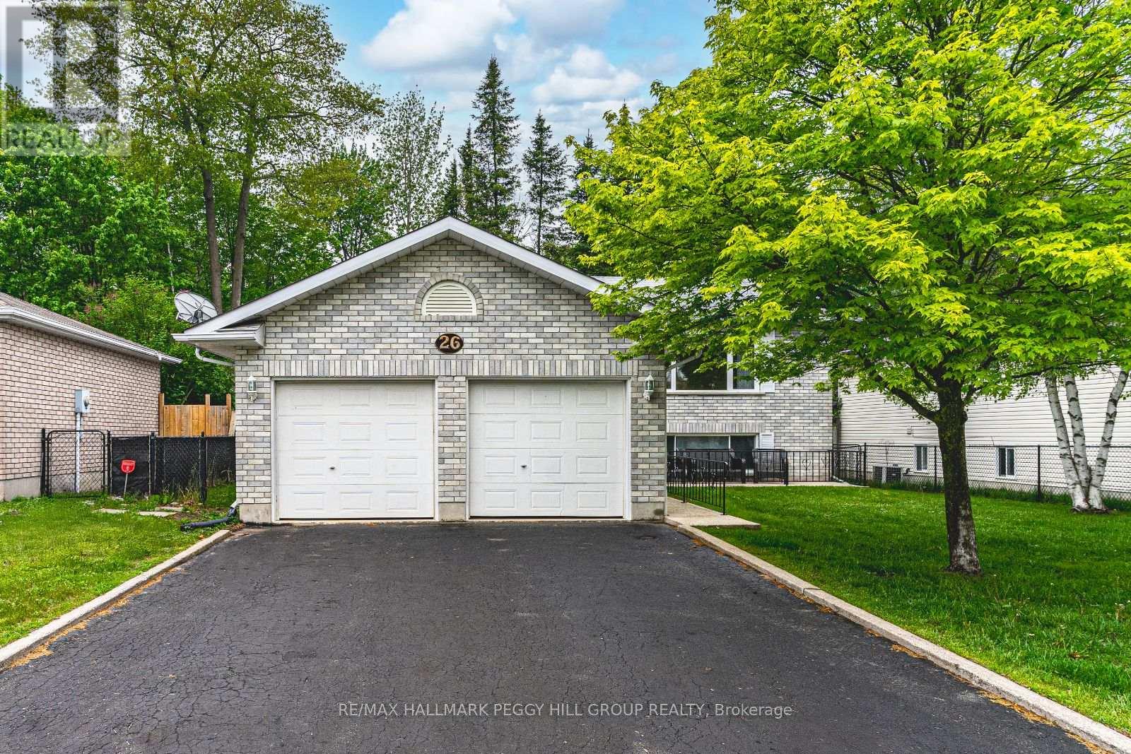 26 Innisbrook Dr, Wasaga Beach, ON L9Z 1G3