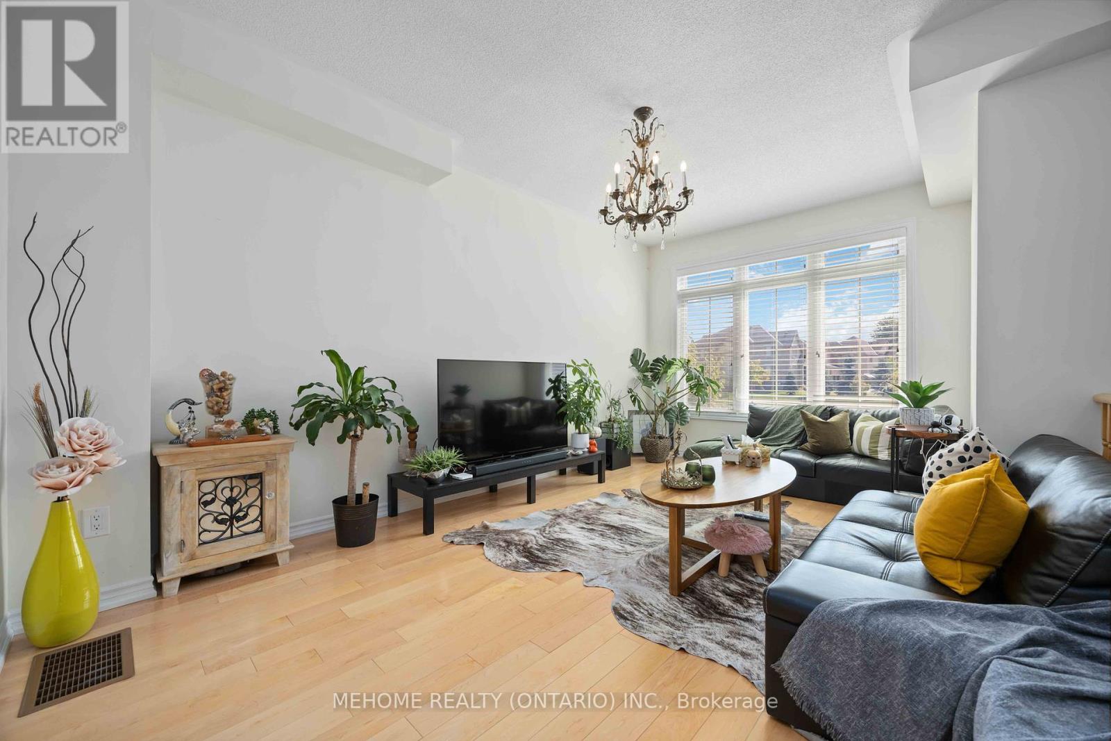 251 Dundas Way, Markham, ON L6E 0S8