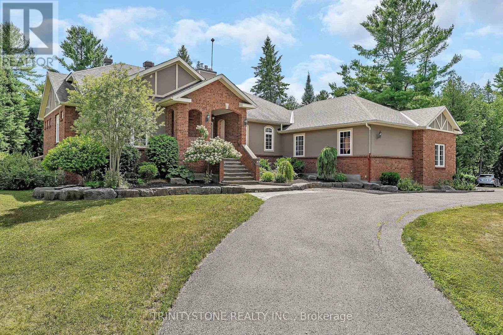 36 Sawgrass Cir, Ottawa, ON K0A 1B0