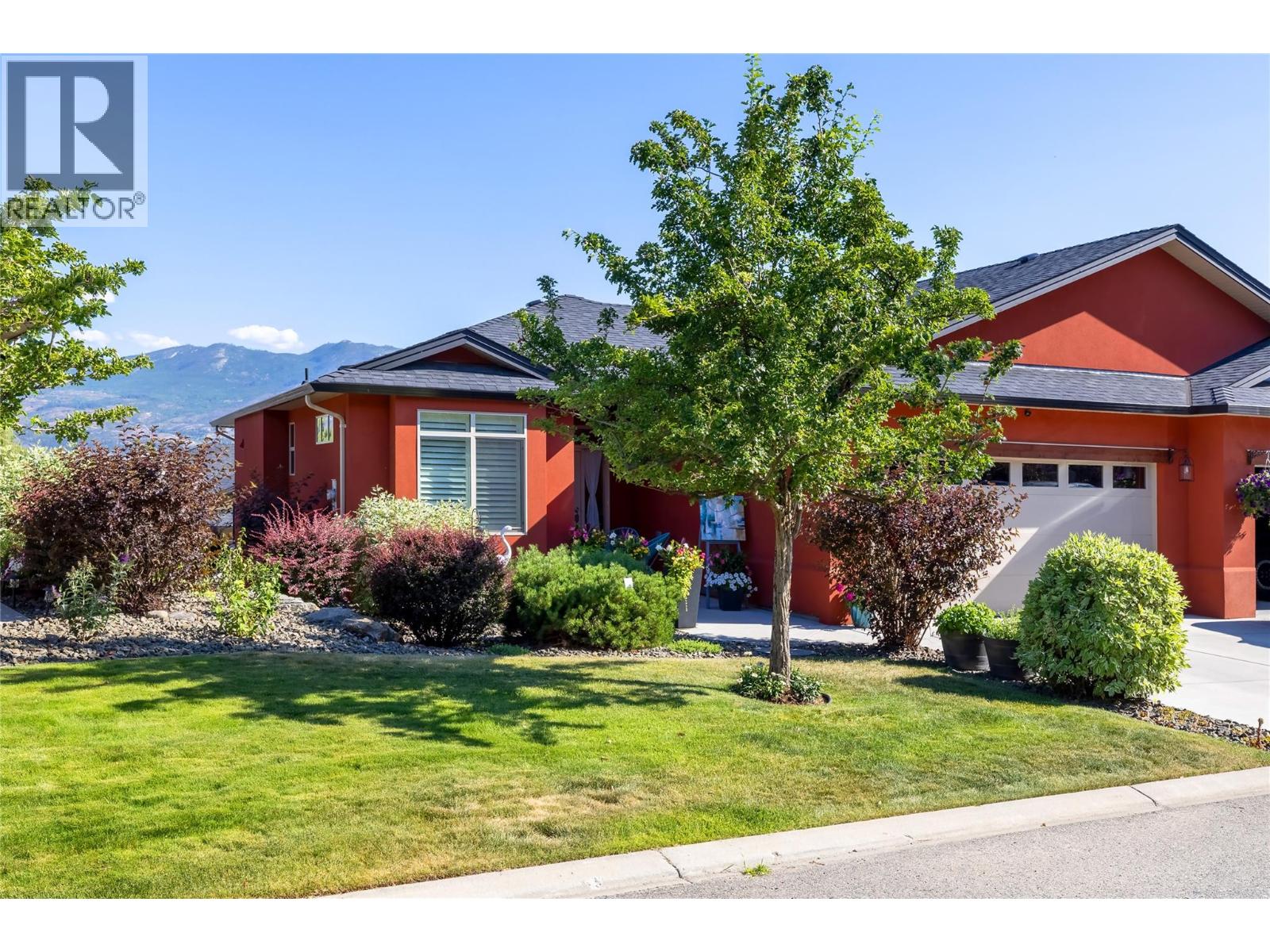 2147 Madera Ct, West Kelowna, BC V4T 3H7