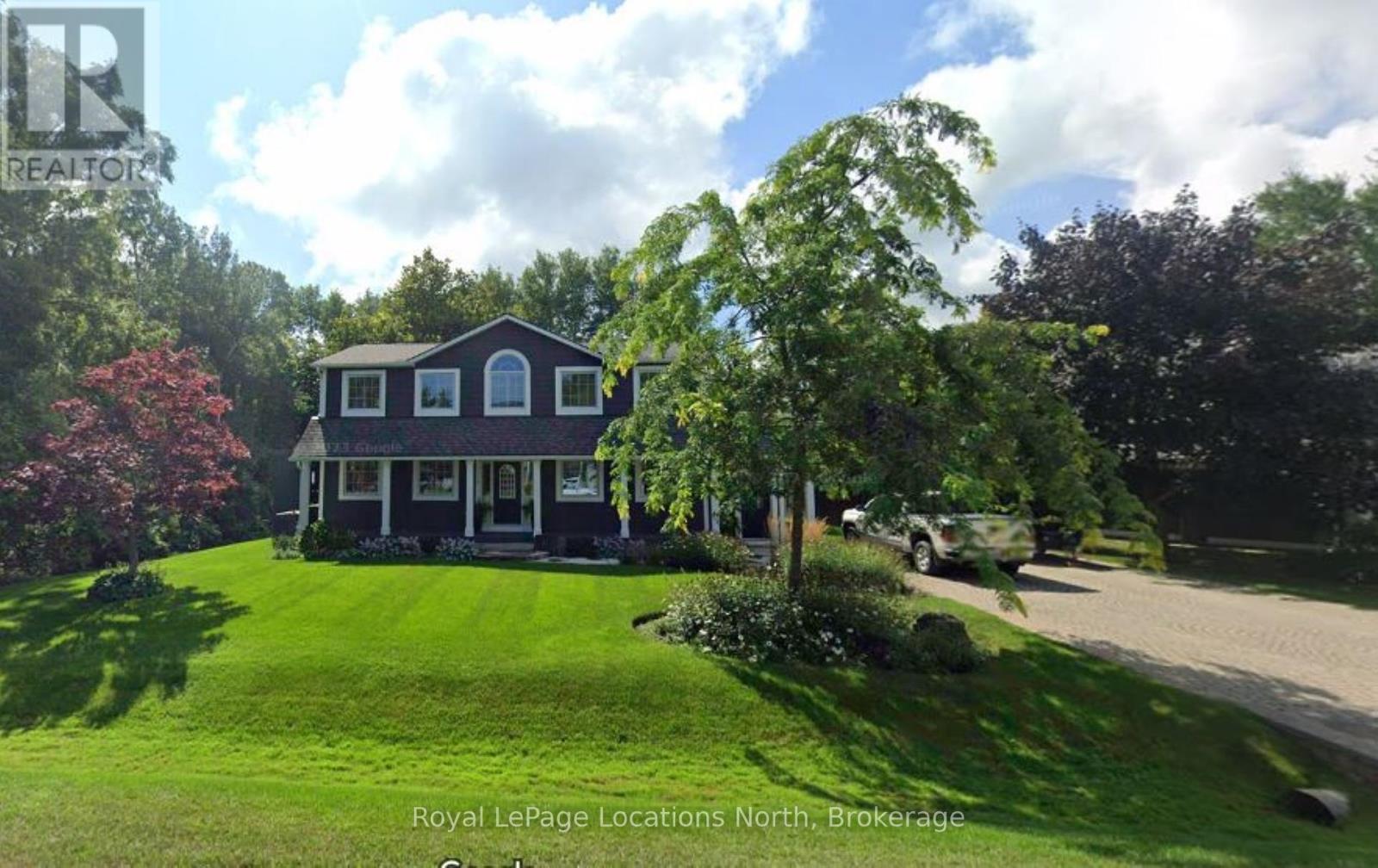 110 Liisas Ln, The Blue Mountains, ON L9Y 0M3
