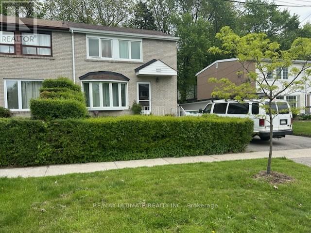 63 Anaconda Ave, Toronto, ON M1L 4M1
