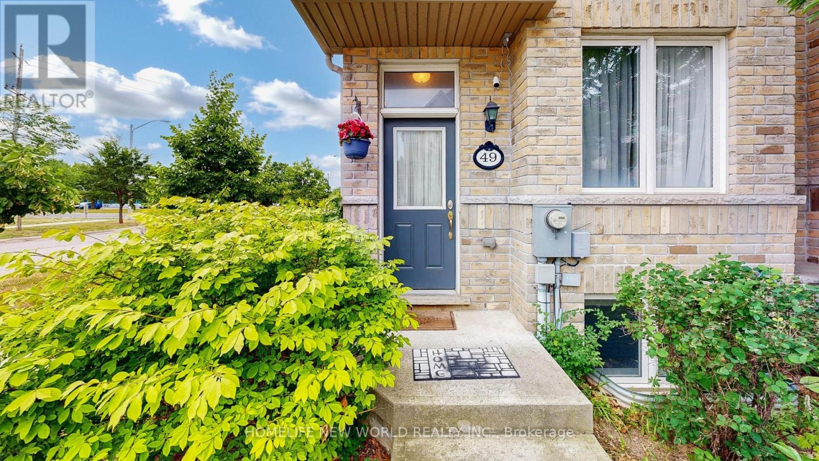 49 Kawneer Ter, Toronto Dorset Park, ON M1P 0C2
