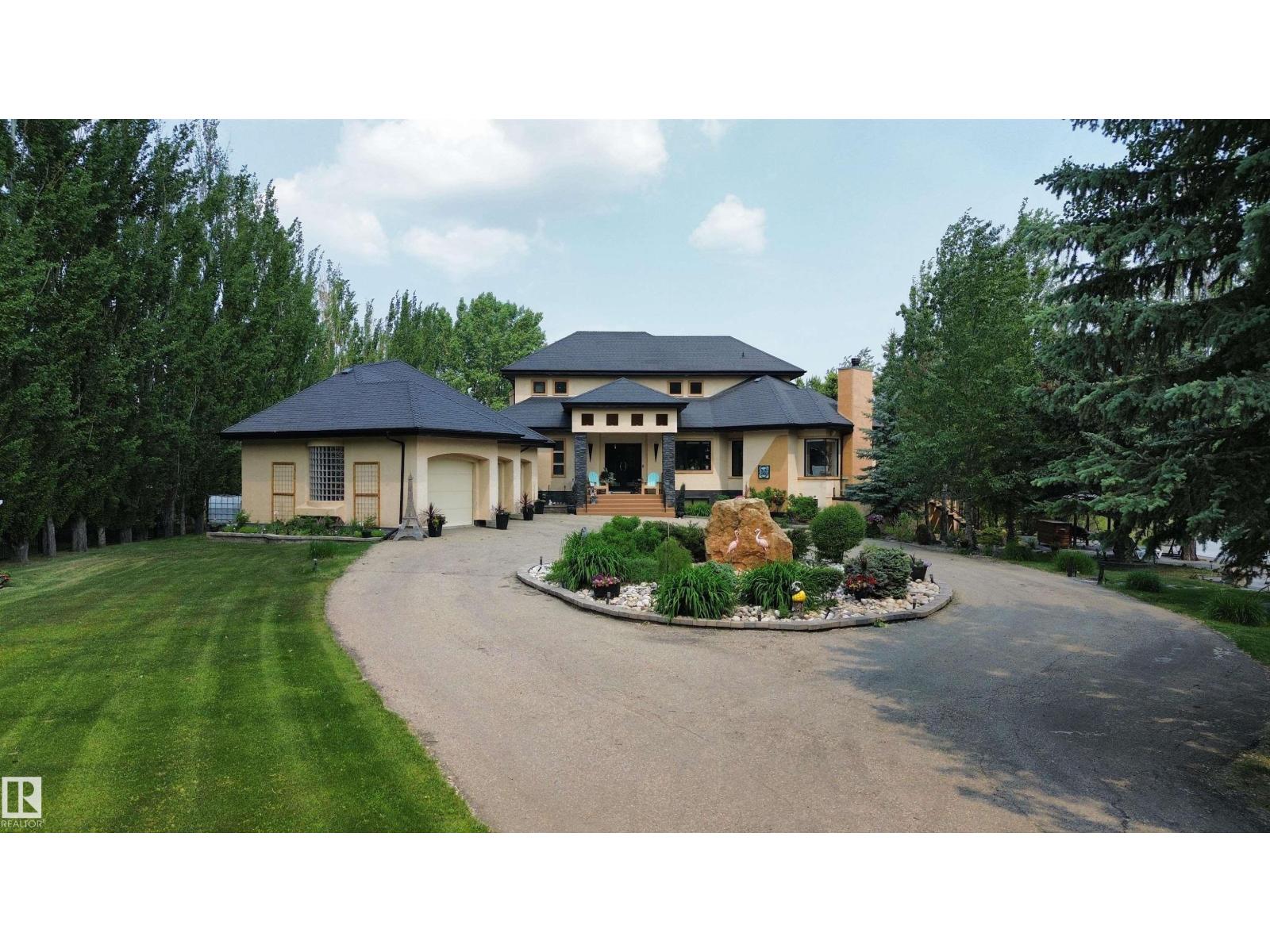 5 Av Sw Unit 20604, Edmonton, AB T6M 2P4