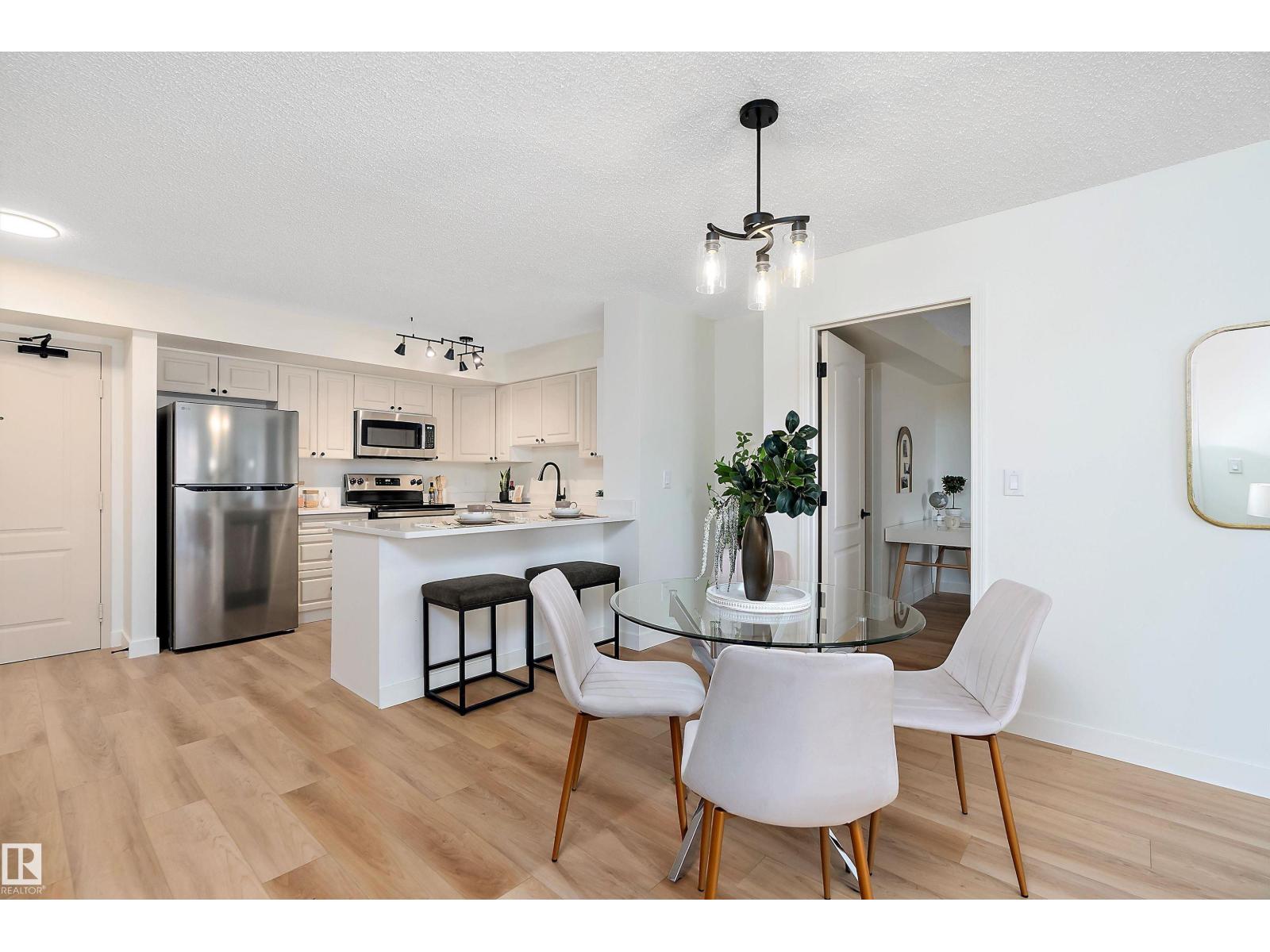 10909 103 Avenue Northwest #1202, Edmonton, AB T5K 2W7
