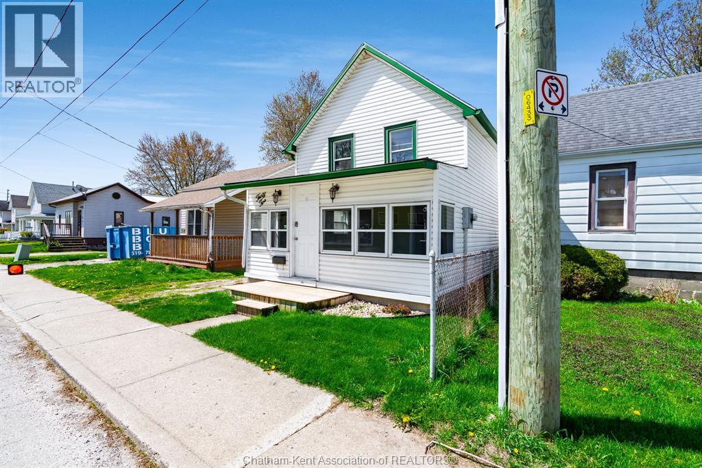 32 Degge St, Chatham-Kent, ON N7M 4X2