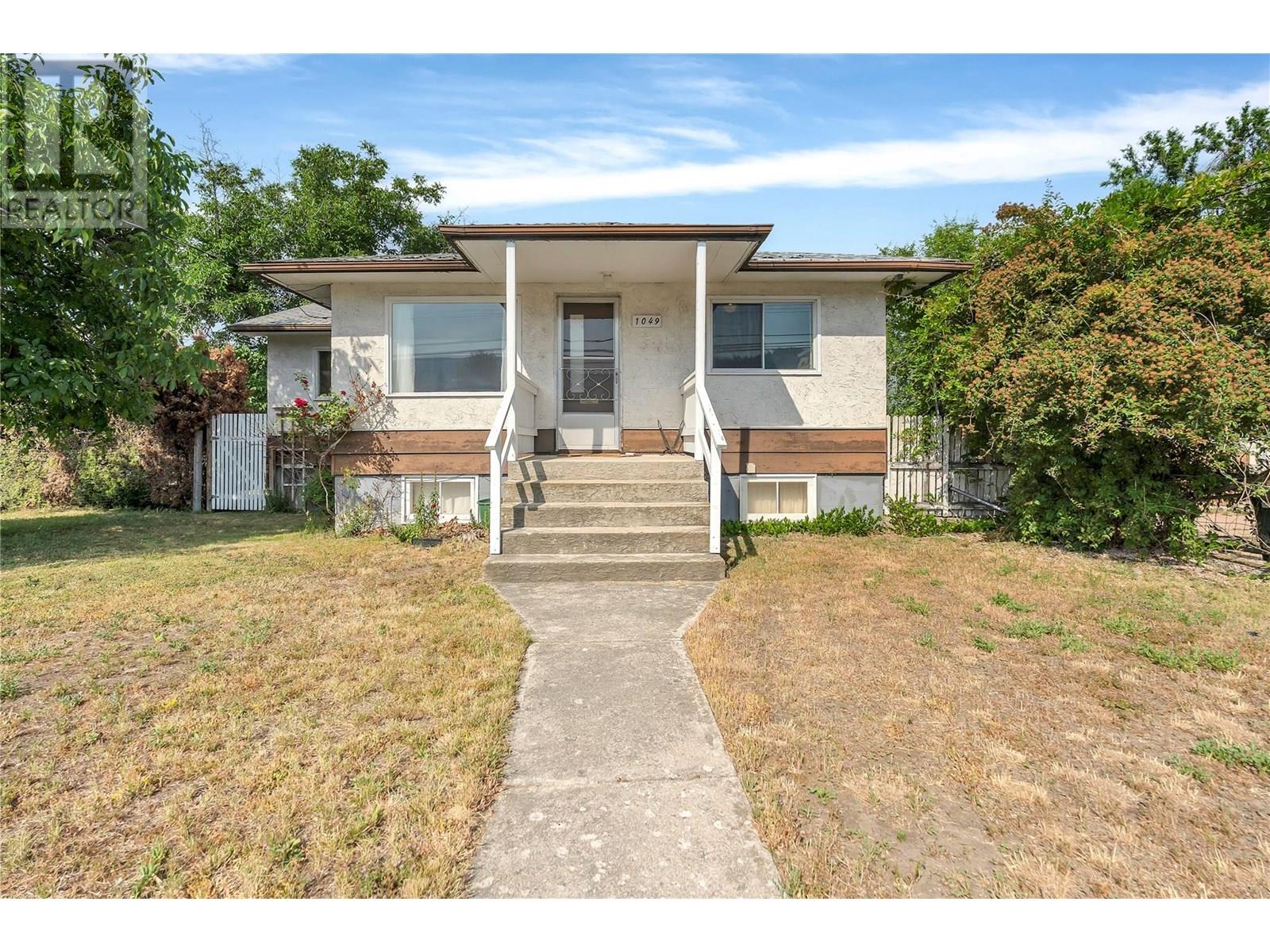 1049 Government St, Penticton, BC V2A 4T9
