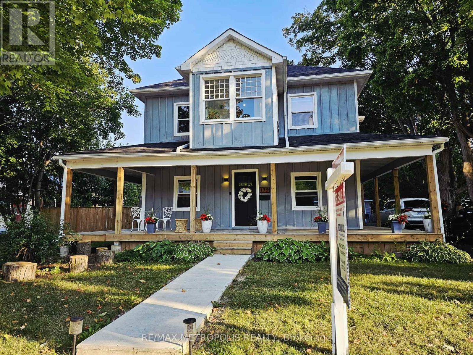 179 Church St, Georgina, ON L4P 1J4