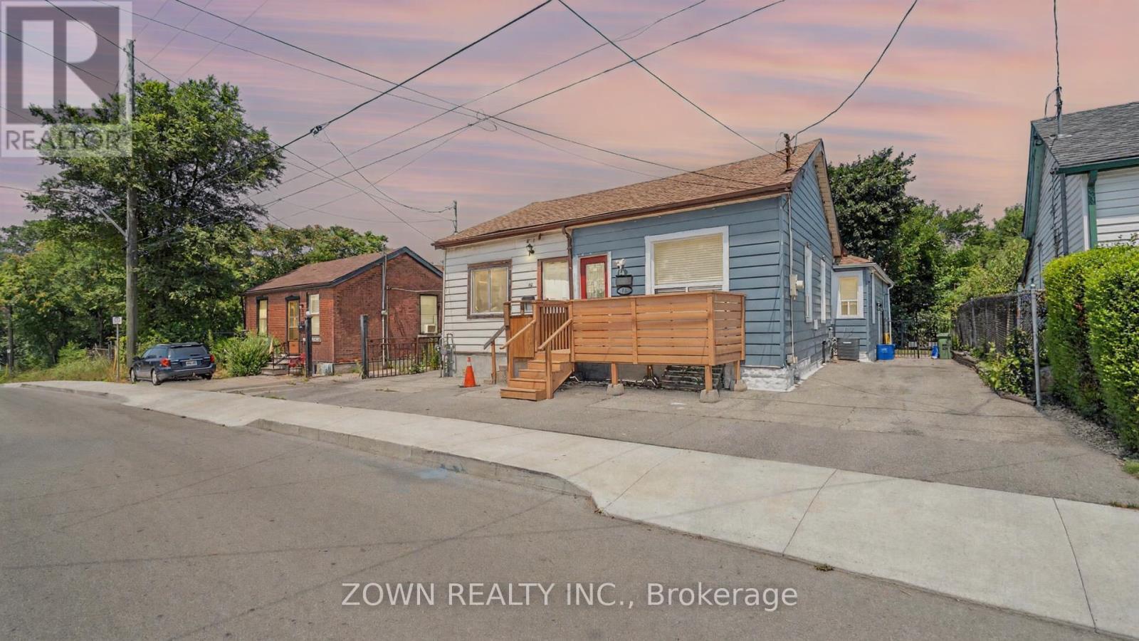 64 Sheaffe St, Hamilton, ON L8R 2E9