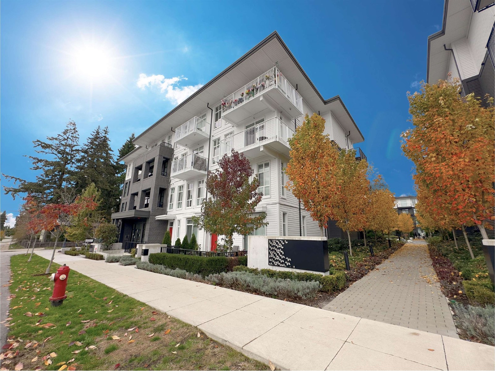 13929 105 Boulevard Unit 202, Surrey, BC V3T 0R5
