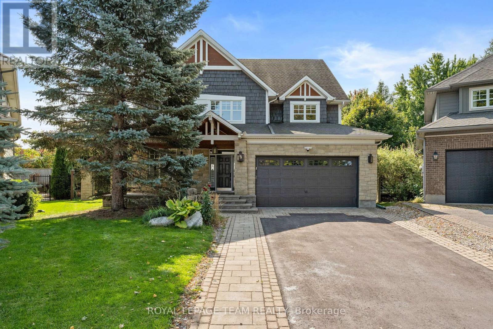 60 Ironside Ct, Ottawa, ON K2K 3H6