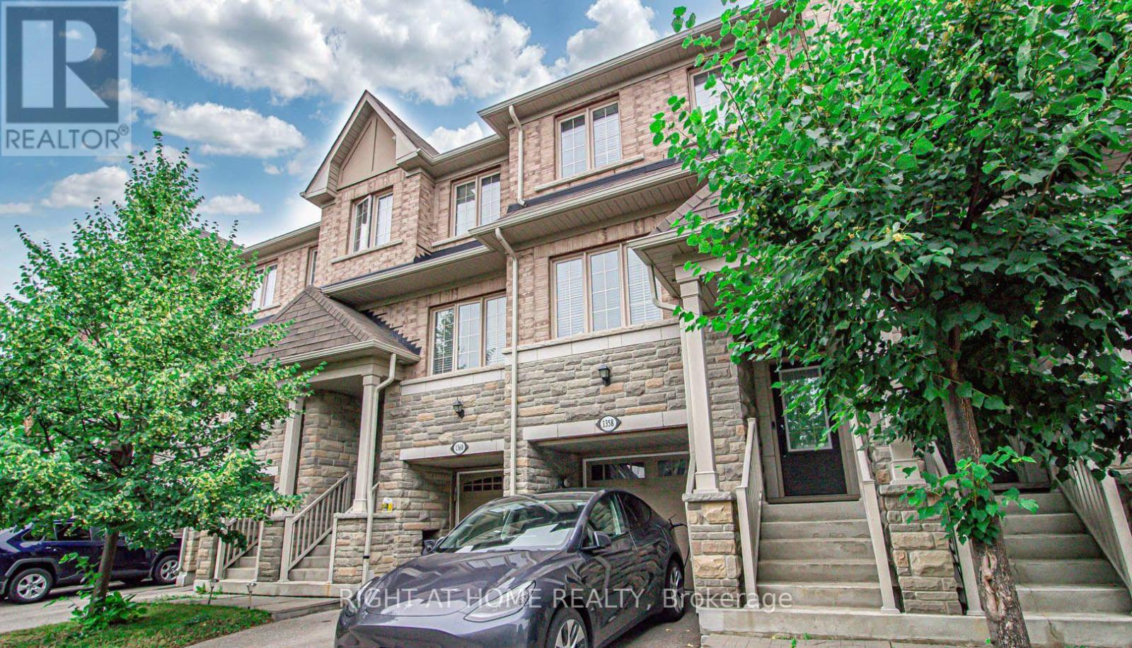 1358 Granrock Cres, Mississauga, ON L5V 0E1