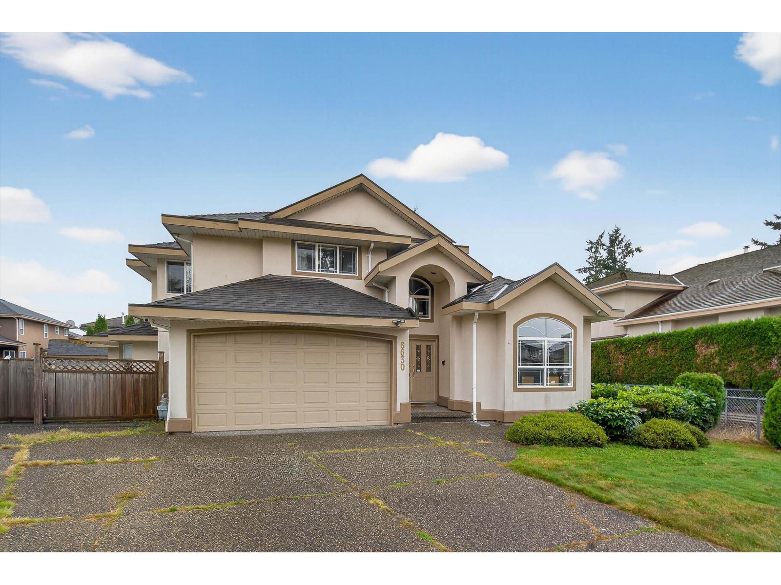 123 Street Unit 6630, Surrey, BC V3W 0W1