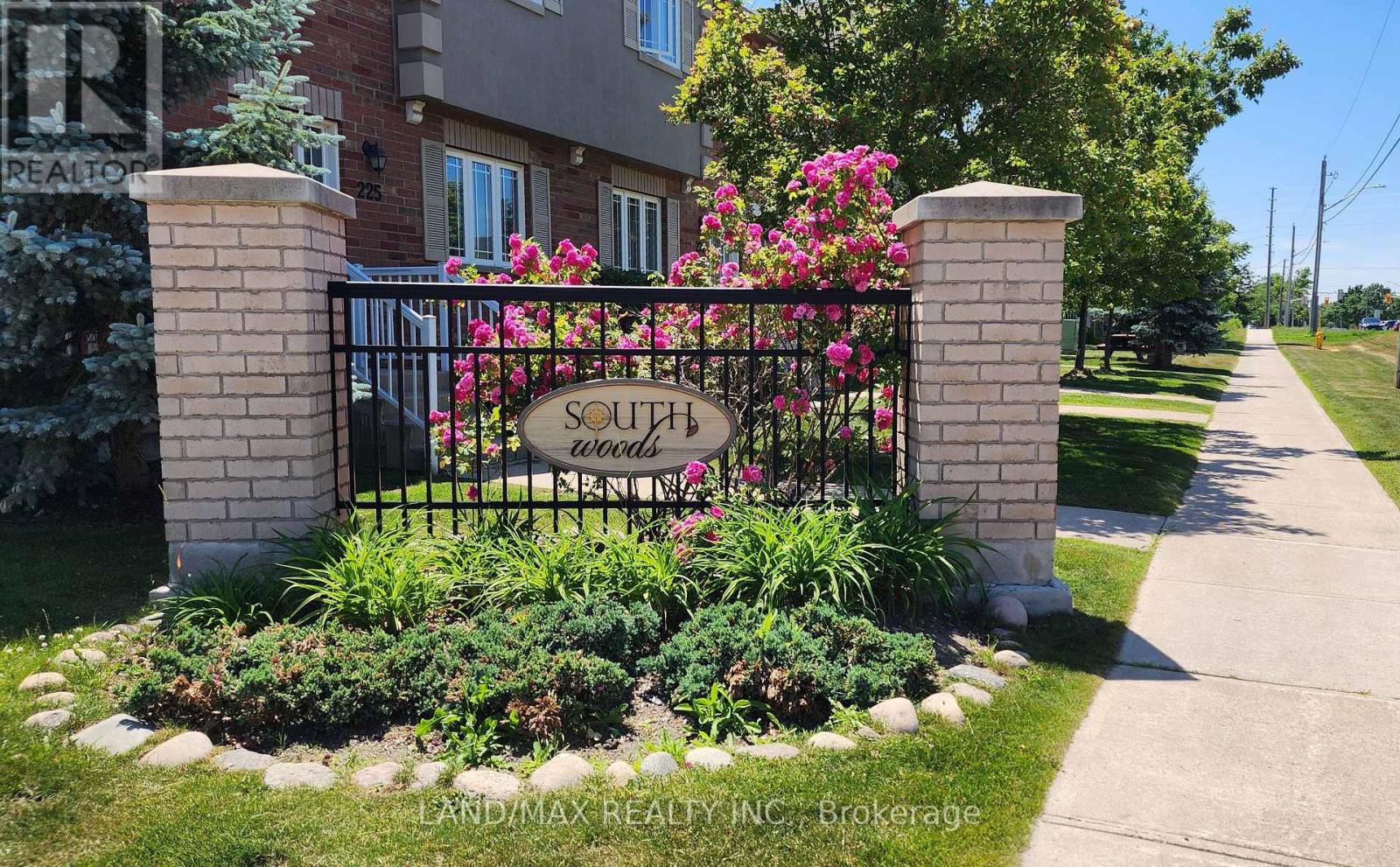 43 227 Harvie Rd, Barrie, ON L4N 9P8