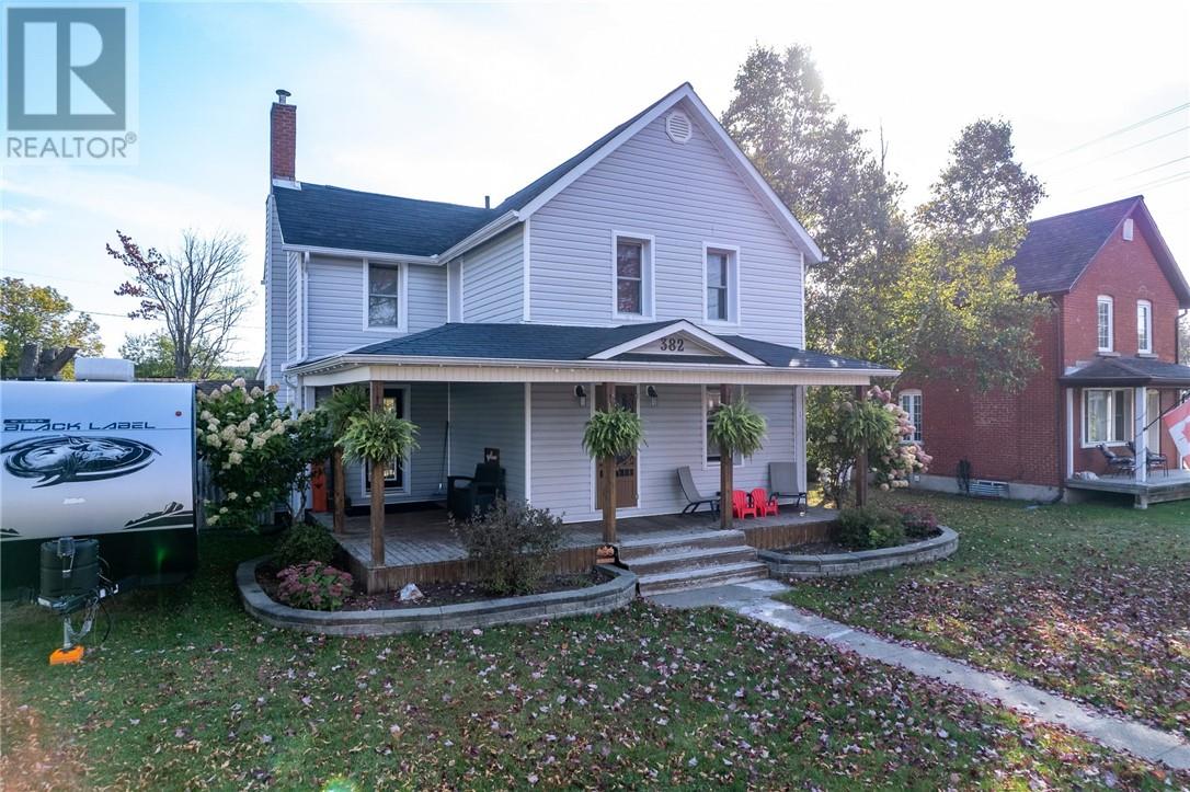 382 Read Ave, Espanola, ON P5E 1E2