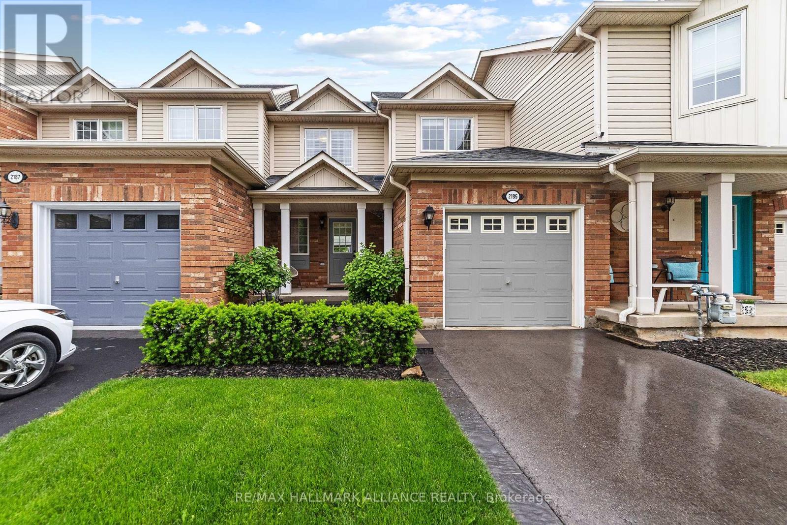 2185 Baronwood Dr, Oakville, ON L6M 4S4