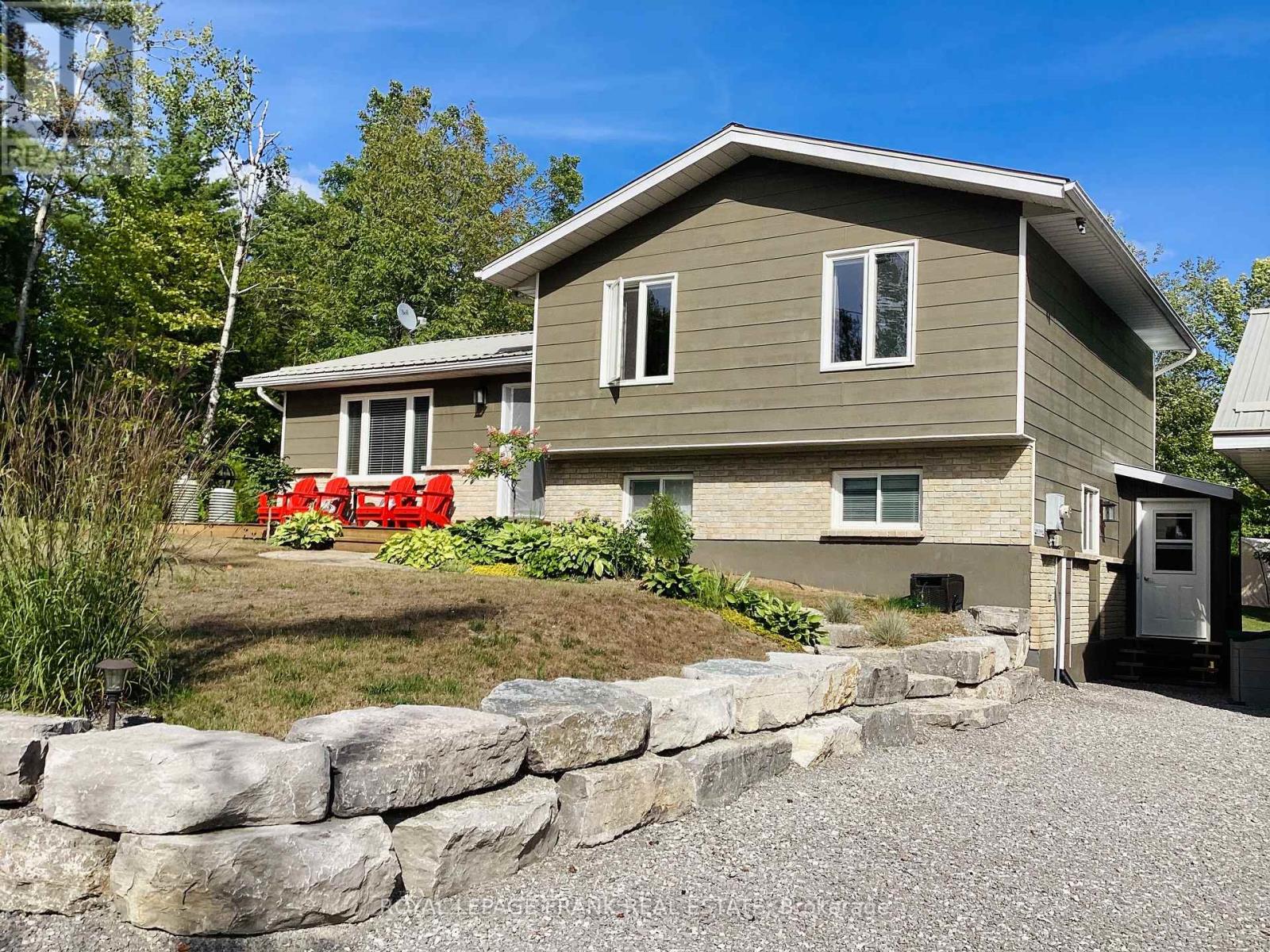 94 County Road 36, Trent Lakes, ON K0M 1A0