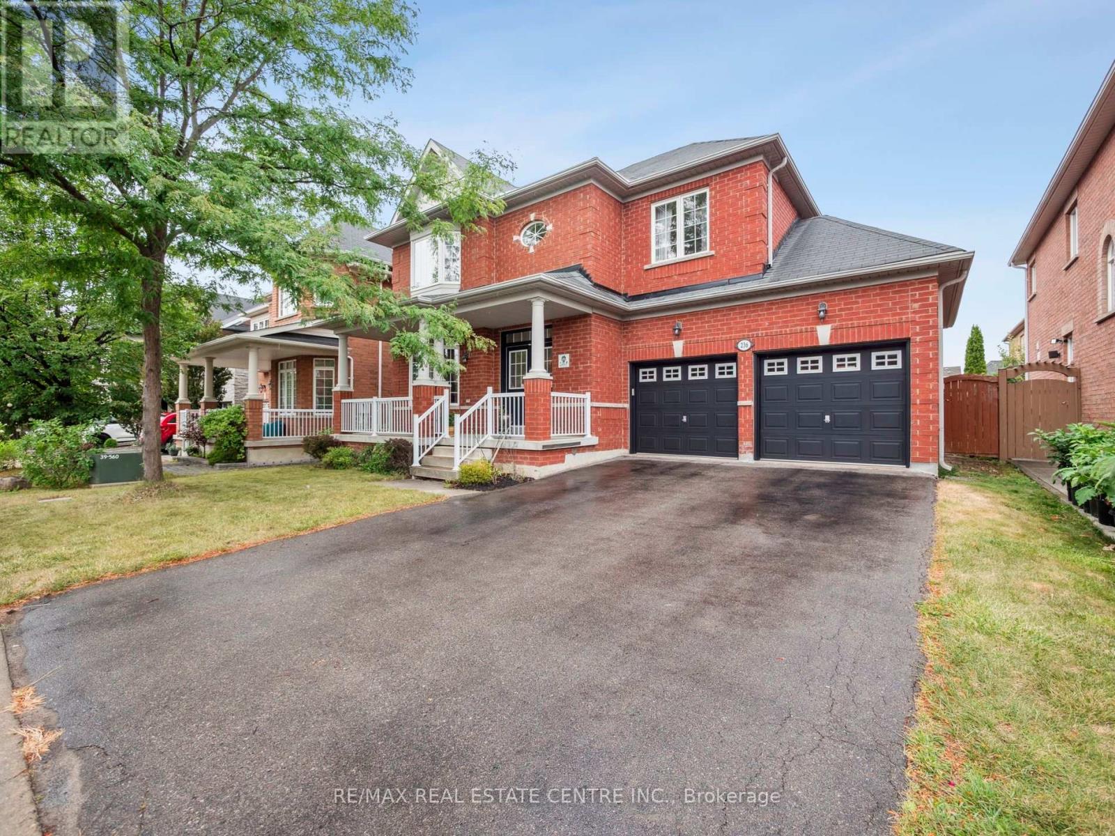 236 St Urbain Dr, Vaughan, ON L4H 3K7