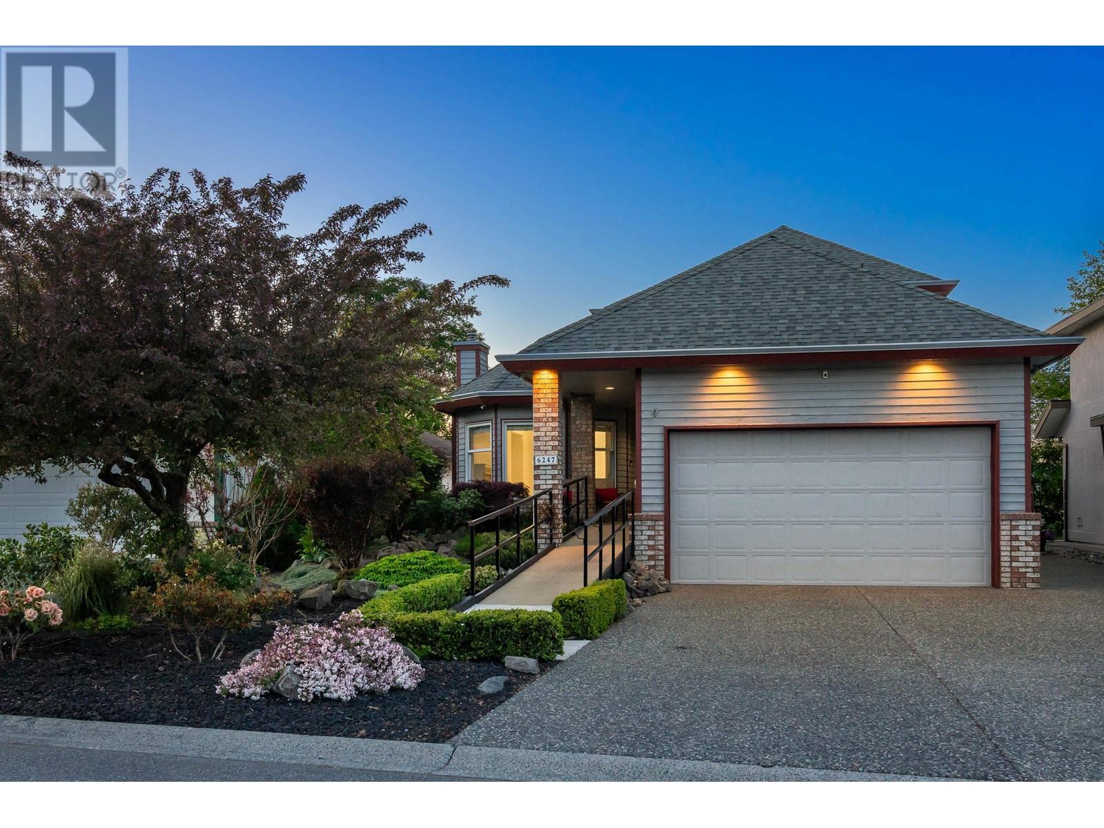 6247 Crescent Pl, Delta, BC V4K 4V2
