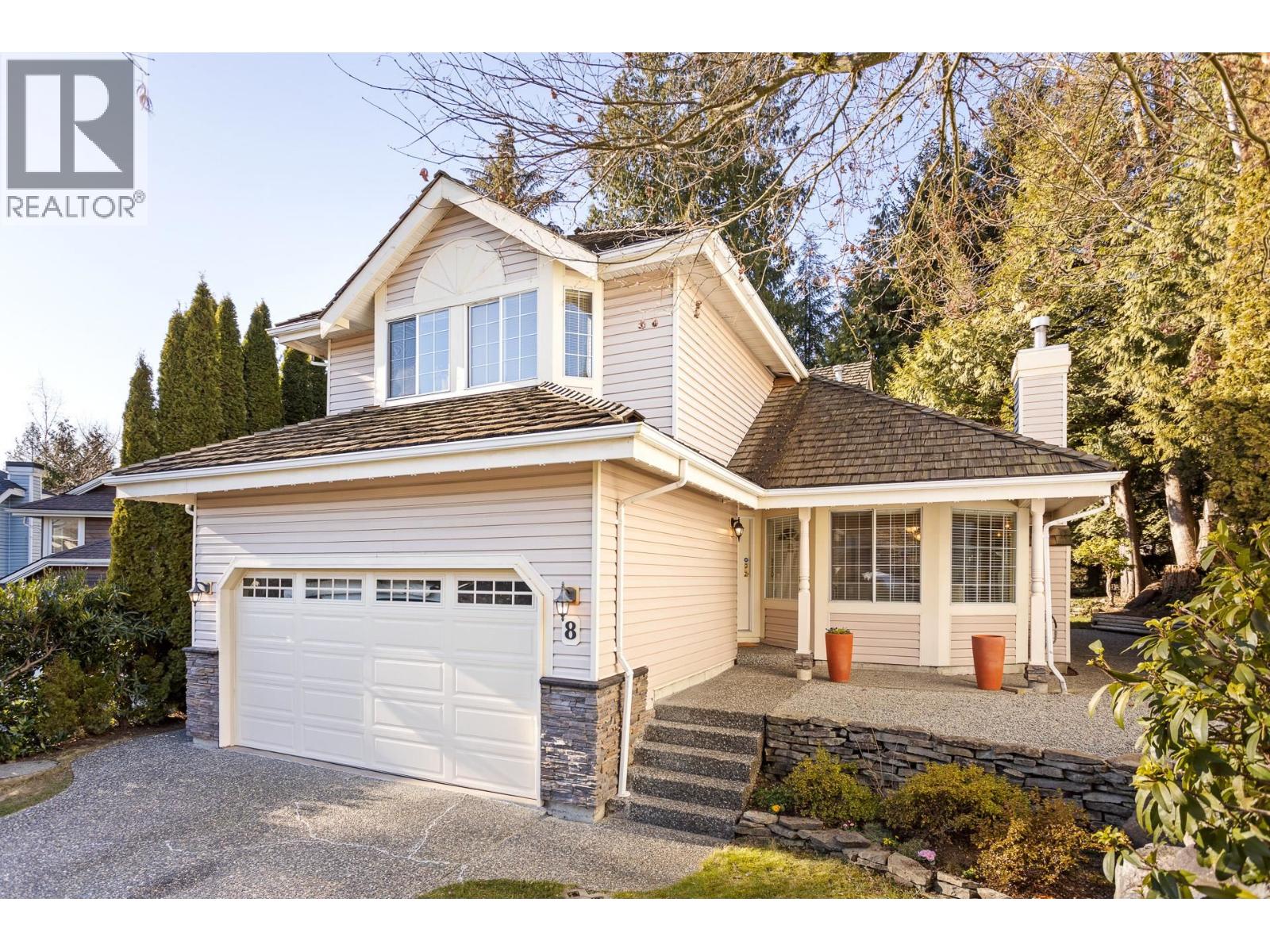 8 Parkwood Pl, Port Moody, BC V3H 4K6