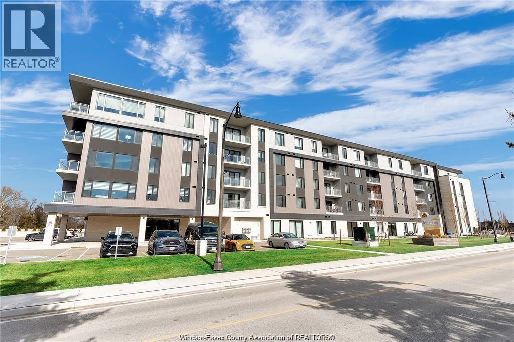 14400 Tecumseh Road East Unit 213, Tecumseh, ON N8N 0E9