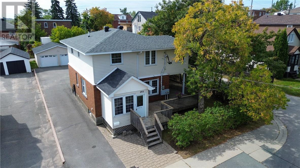 293 Oak St, Greater Sudbury, ON P3E 1N1