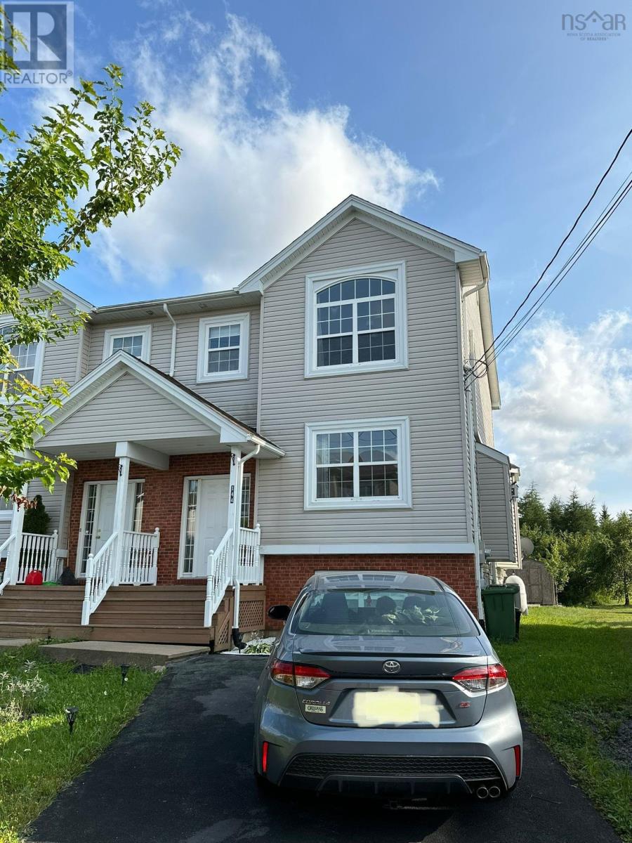 144 States Ln, Beechville, NS B3T 2H8