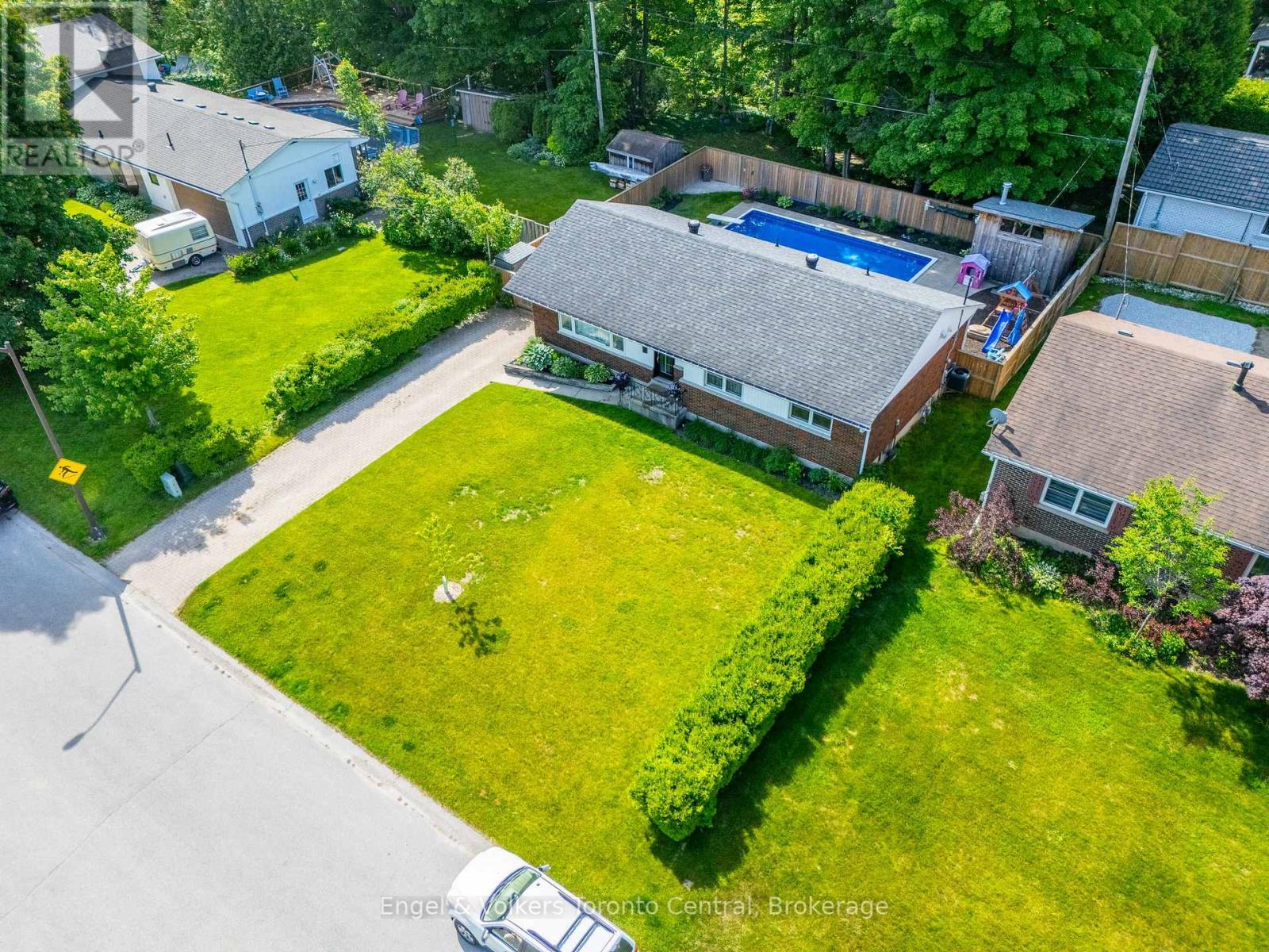 583 6th Street West, Owen Sound, ON N4K 3L2