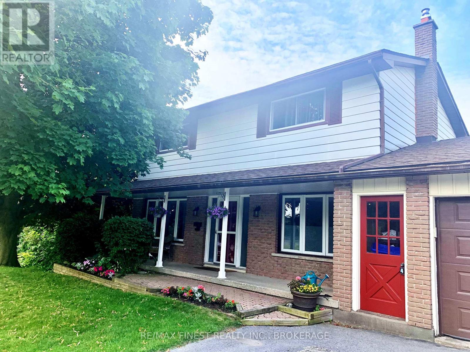 1043 Lincoln Dr, Kingston South Of Taylor-kidd Blvd, ON K7M 4Z3