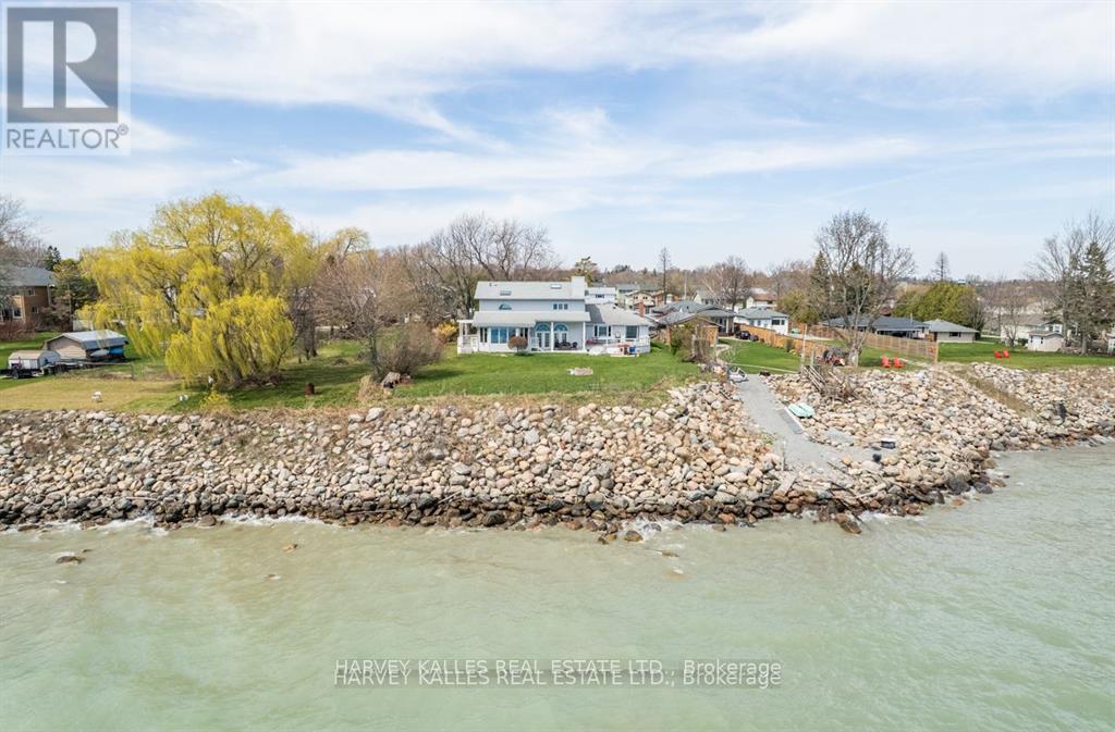 477 Stone St, Oshawa, ON L1J 1A4