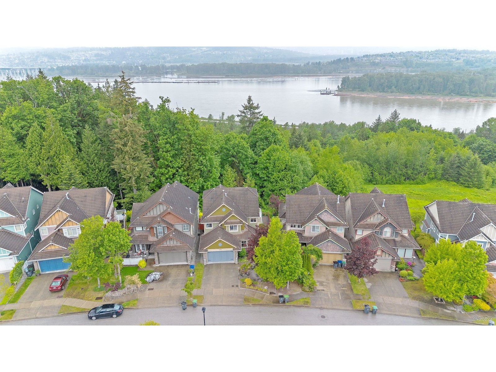 154 Street Unit 11353 #a, Surrey, BC V3R 2V7