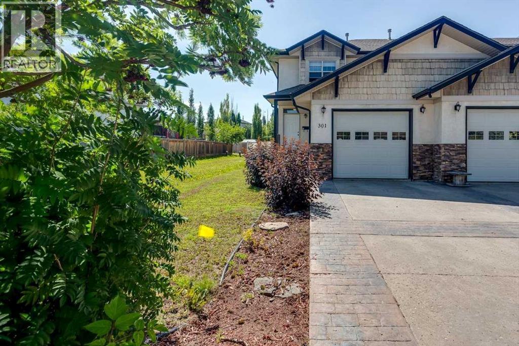 301 Addington Dr, Red Deer, AB T4R 3H7