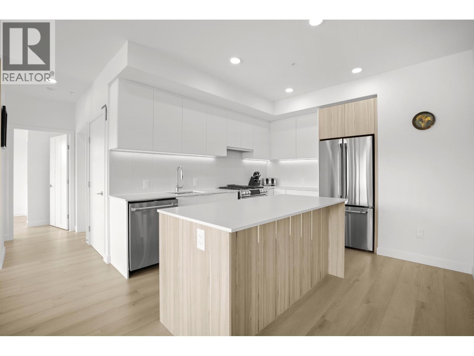 2450 Garden Drive Unit 505, Vancouver, BC V5N 0K1
