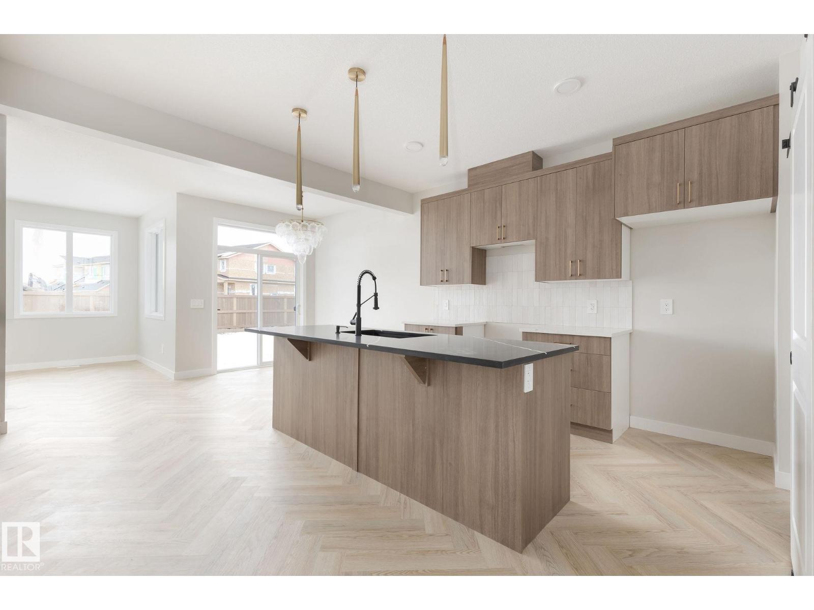 65 St Sw Unit 2839, Edmonton, AB T6X 1A3