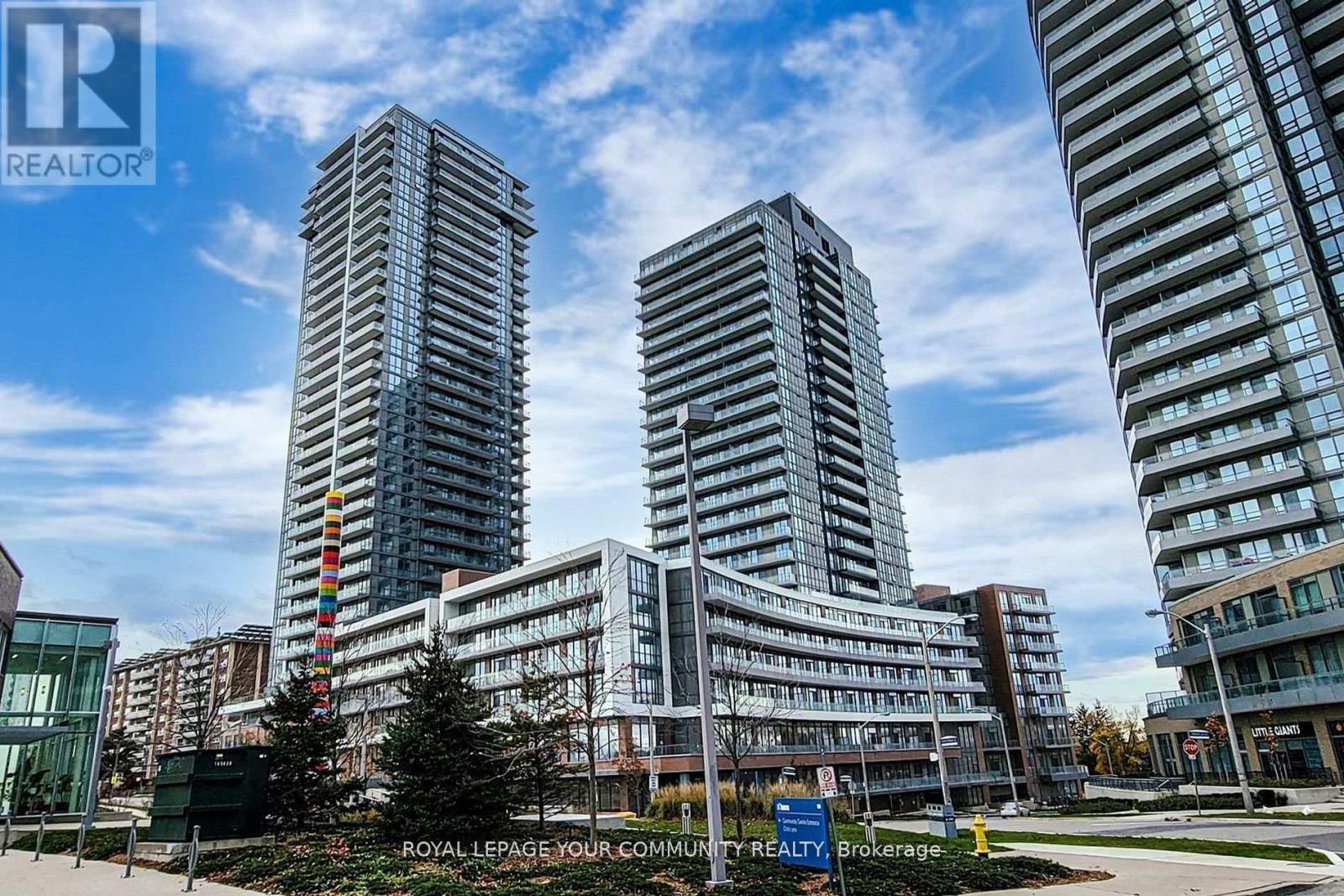 2403 38 Forest Manor Rd, Toronto, ON M2J 0H4