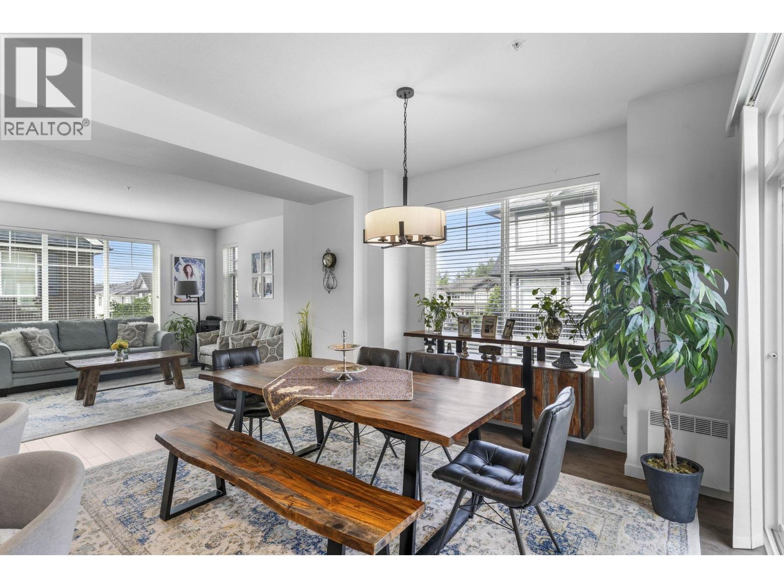 11272 240th Street Unit 9, Maple Ridge, BC V2W 0J8