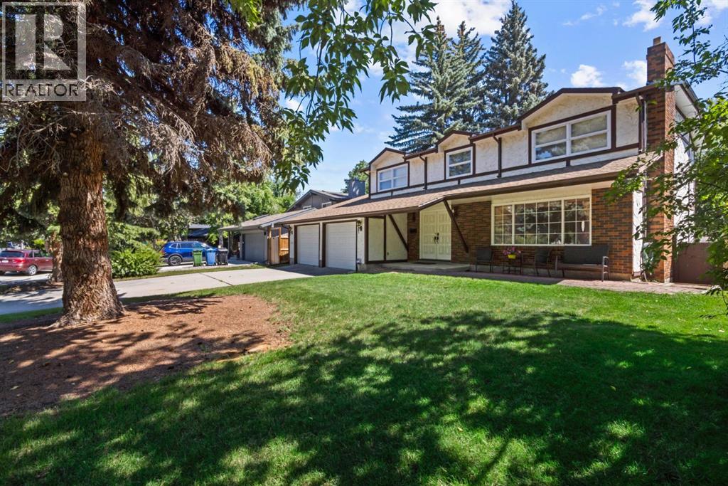 111 Canata Close SW, Calgary, AB T2W 1P8